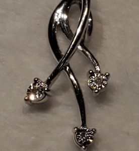 10k NWT hanging garden diamond necklace